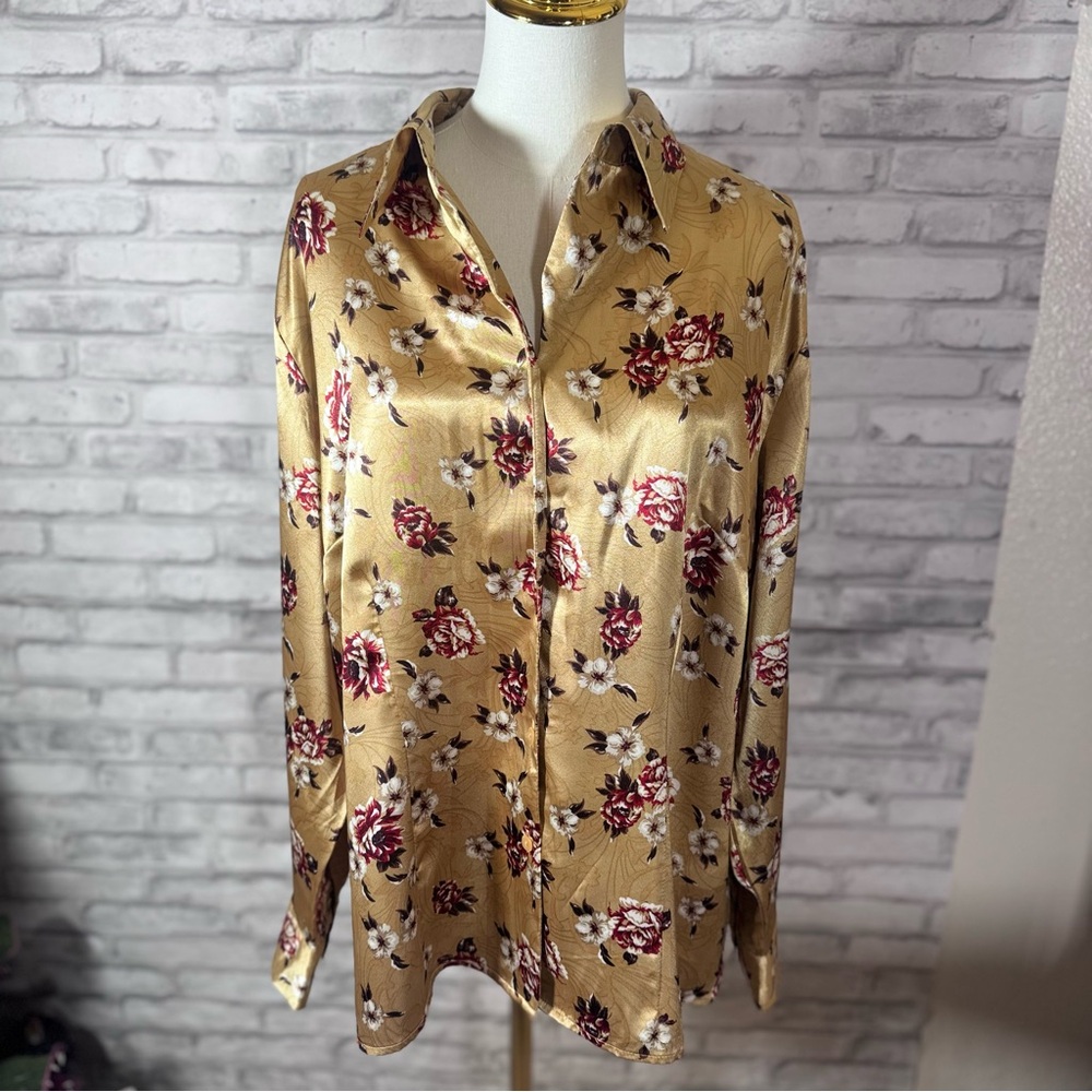 Covington Gold Floral Button Down Shirt